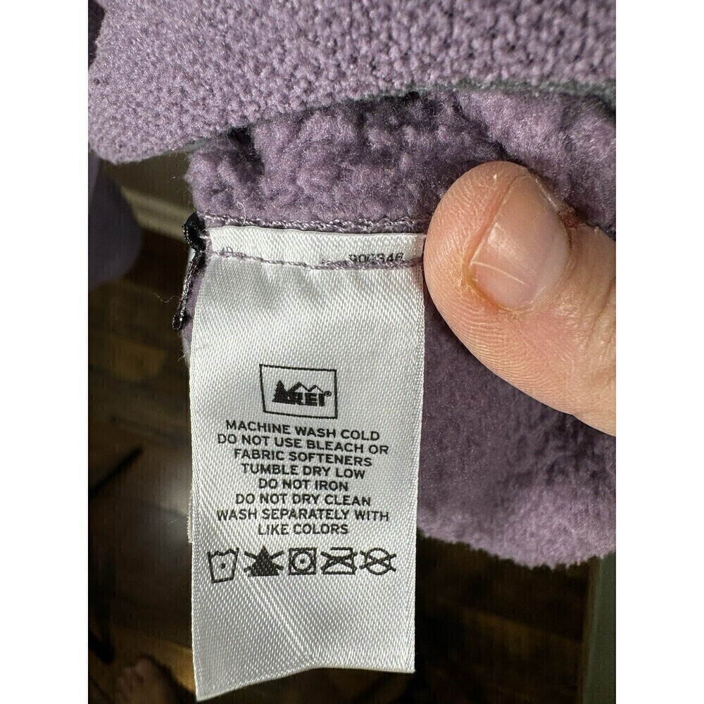 REI Jacket Womens Small Long Sleeve Fleece Purple Pockets Casual - Picture 7 of 7